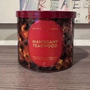 Mahogany Teakwood Candle Bath and Body Works